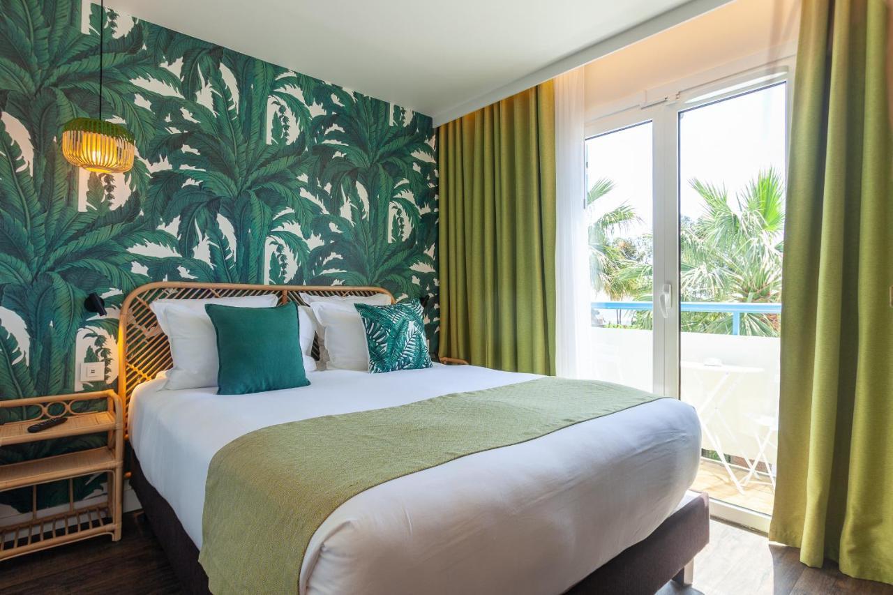 Hotel La Piscine Le Lavandou Exteriör bild