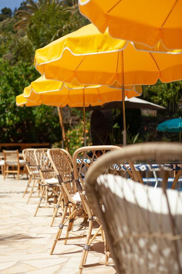 Hotel La Piscine Le Lavandou Exteriör bild